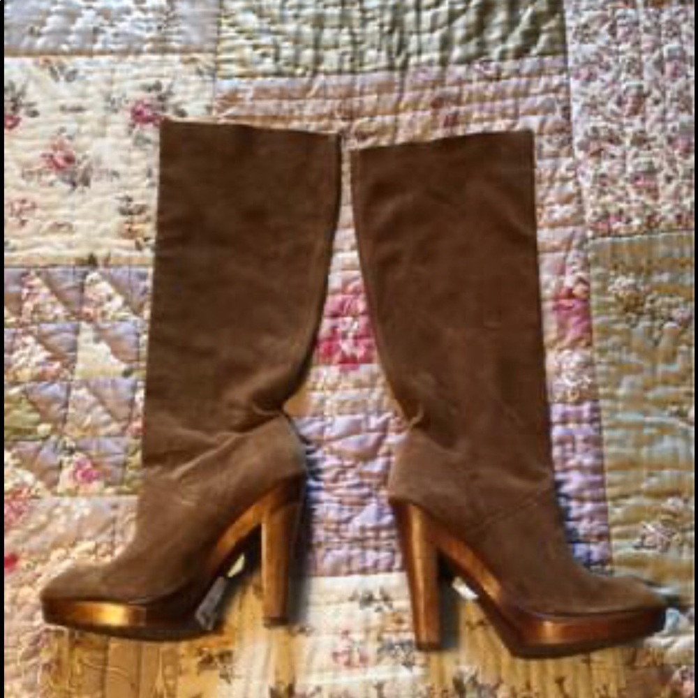 NWT Michael Kors suede boots